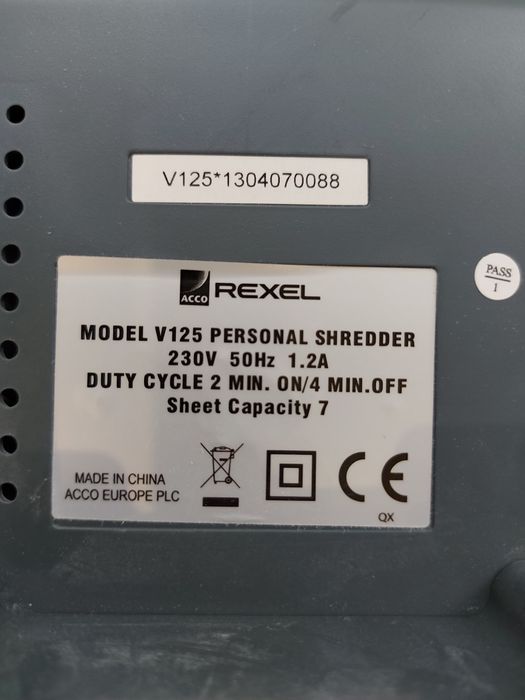Знищувач документів шредер Rexel v 125