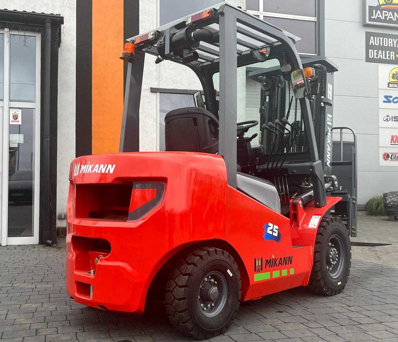 Wózek Widłowy 2,5T MIKANN, Maszt 4.5m,Triplex, Diesel  Półkabina