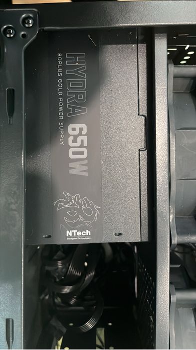 Fonte HYDRA RX650W443266350365419521