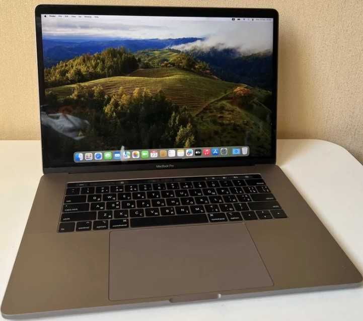 MacBook Pro 2018 i7 | 16Gb | SSD 512GB | Radeon Pro 540X: 15 300