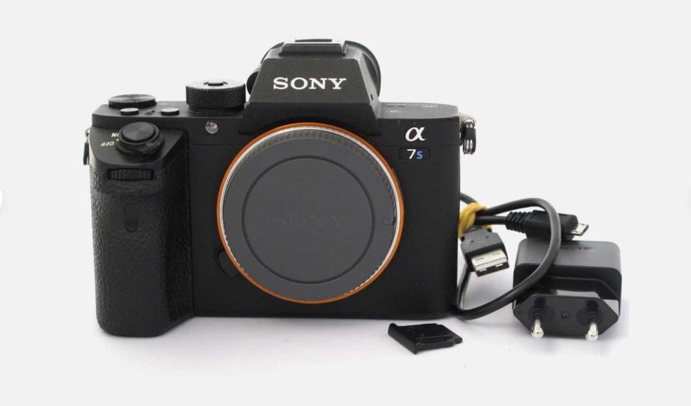 Sony alpha a7S II 4k   c/ 13.100 clicks - Em estado e Nova
