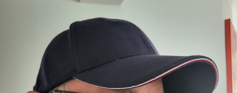 Czapka z daszkiem granatowa Tommy Hilfiger