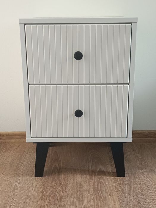Elegancka szafka biała nocna szuflady cichy domyk  loft industrial