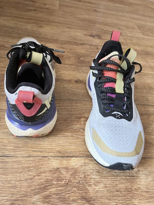 Кросівки жіночі Xtep, 36р