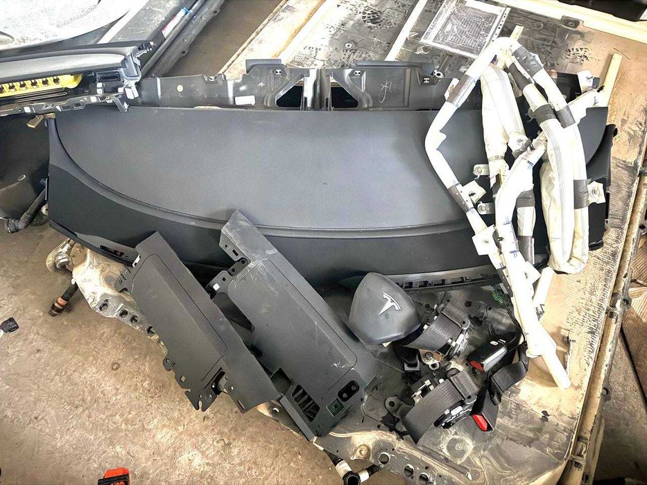 Комплект безпеки подушка AirBag безпека Tesla Model 3 Y