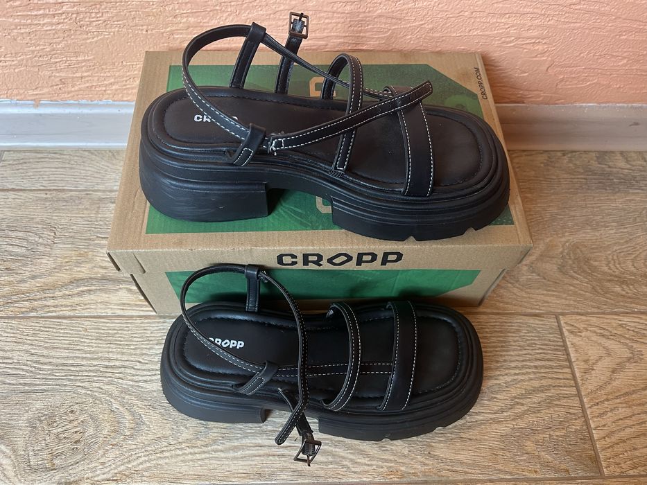 босоножки Cropp.