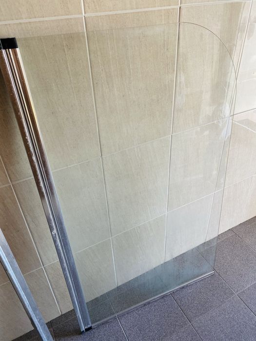 Vendo resguardo de banheira em vi