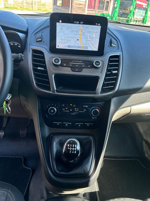 Ford Transit Connect 2019 excelente condição
