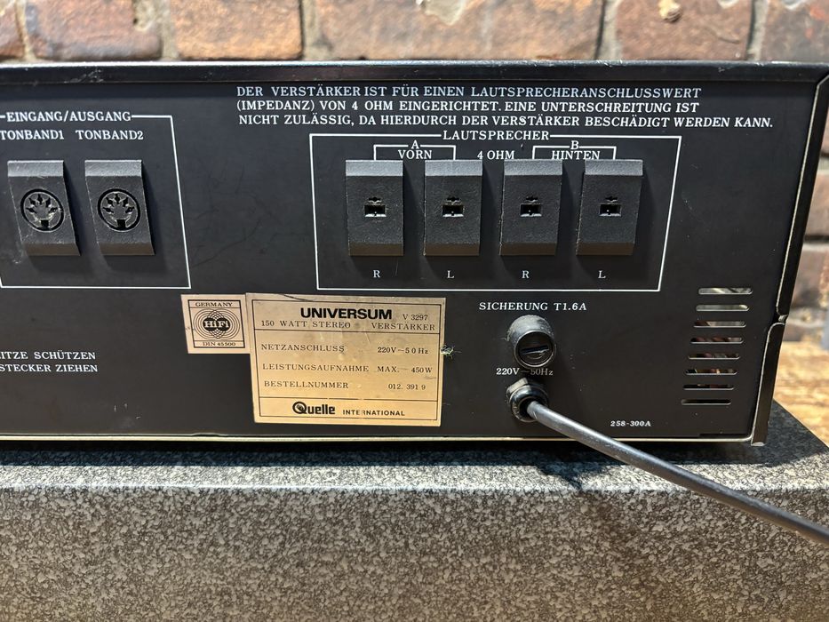 Wzmacniacz Universum 2500