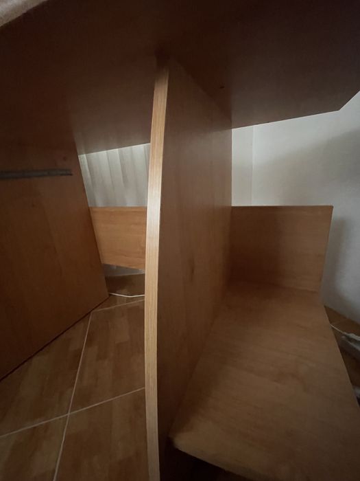 Secretária de Madeira