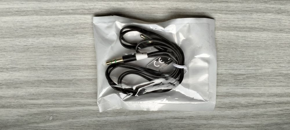 Kabel audio mini jack - mini jack AUX do radia samochodowego