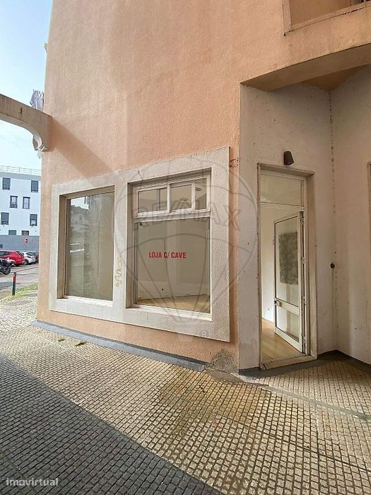 Loja  para venda — Loures, Lisboa