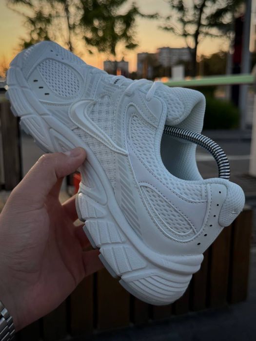 ТОП! Кросівки Nike V5 RNR White 41 42 43 44 45