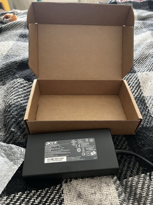 Блок питания Acer 19.5V 11.8A 230W для Predator Triton / Helios / Nitro