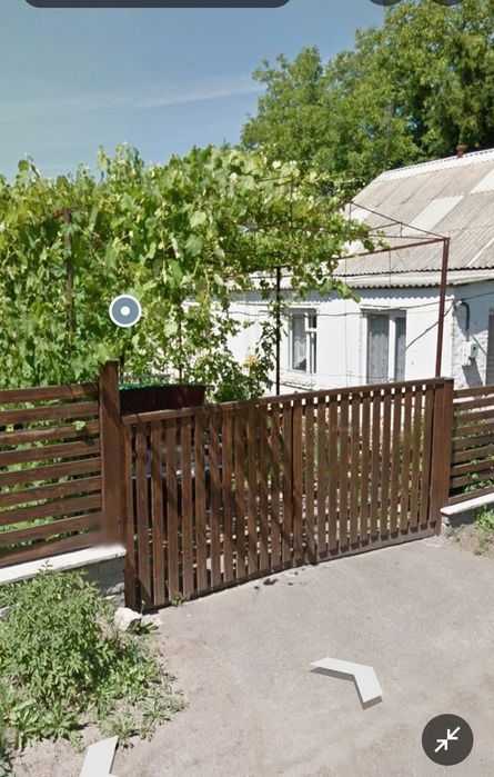 Будинок с.Родниківка з ділянкою 30 соток