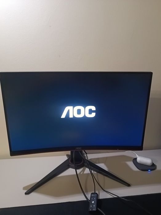 Monitor curvo AOC