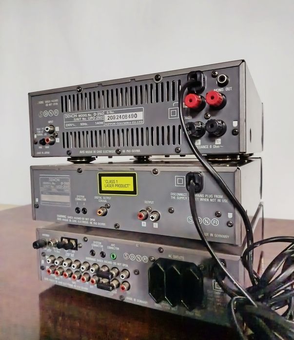 Стійка! Підсилювач/ CD player/FM тюнер Denon 250