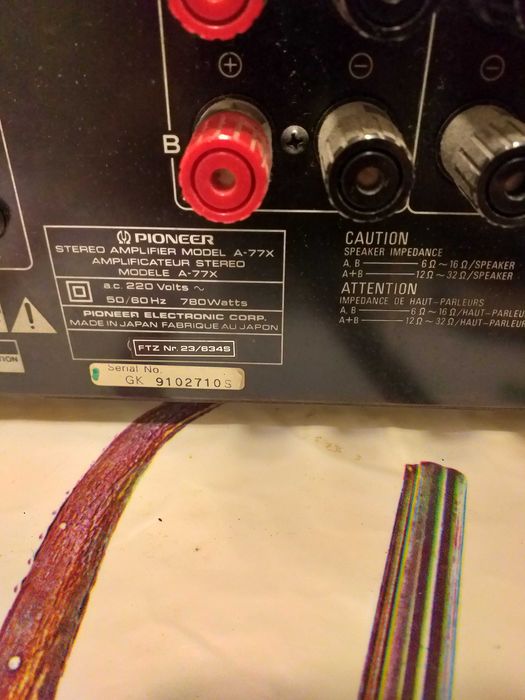 Усилитель ( пидсилювач ) Pioneer A 77 X .