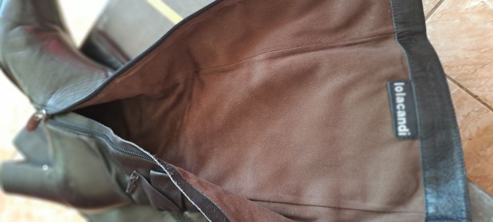 Продам шкіряні весна-осінь чоботи Lolacandi 40 розмір