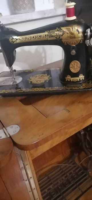 Maquina de costura singer
