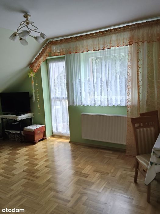 Sprzedam dom parterowy z poddaszem użytkowym 248 m^2