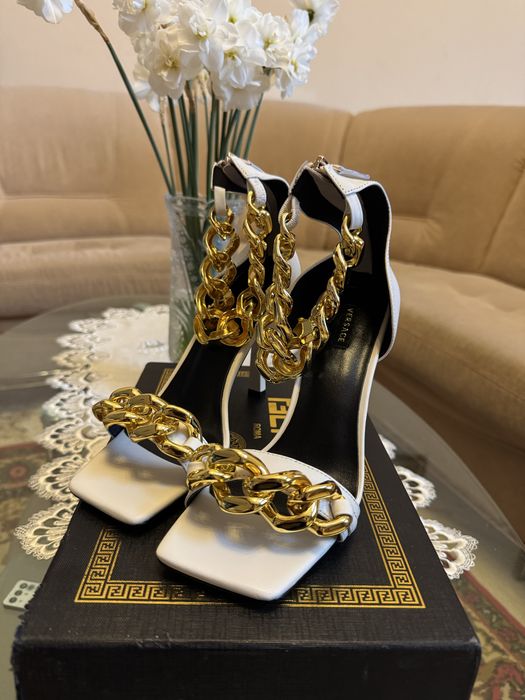 Versace жіночі босоніжки