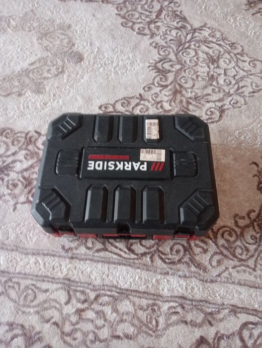 Продам шуруповерт parkside