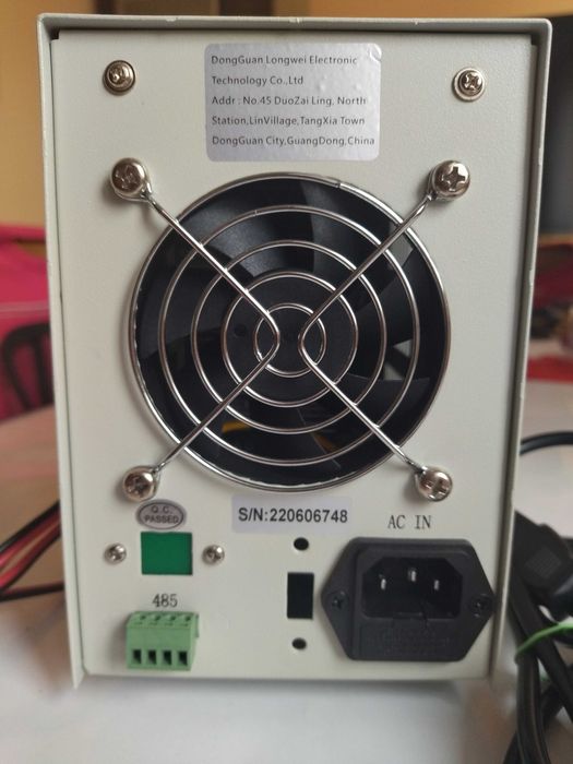 Zasilacz laboratoryjny programowalny LW-3010E.