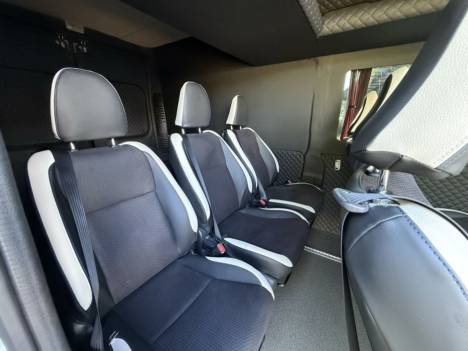 Peugeot Boxer 2023 пасажир 8+1