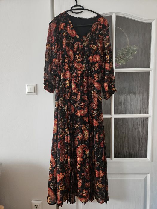 Sukienka Top Secret rozmiar 34