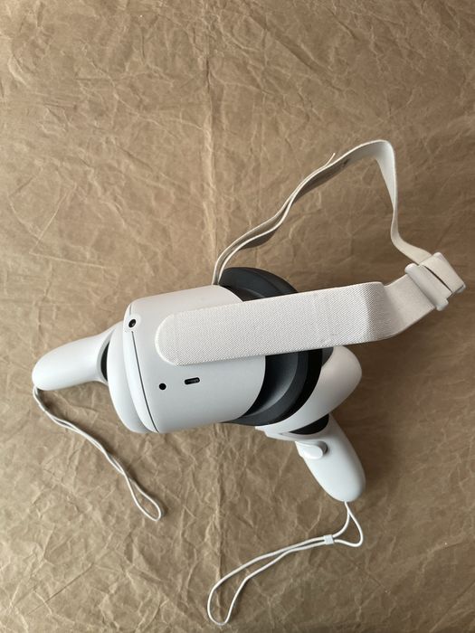 Oculus Meta Quest 2 128GB очки виртуальной реальности