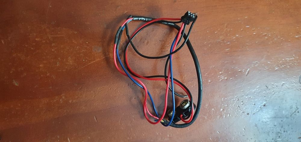 Piezos Ghost nylon Graph Tech