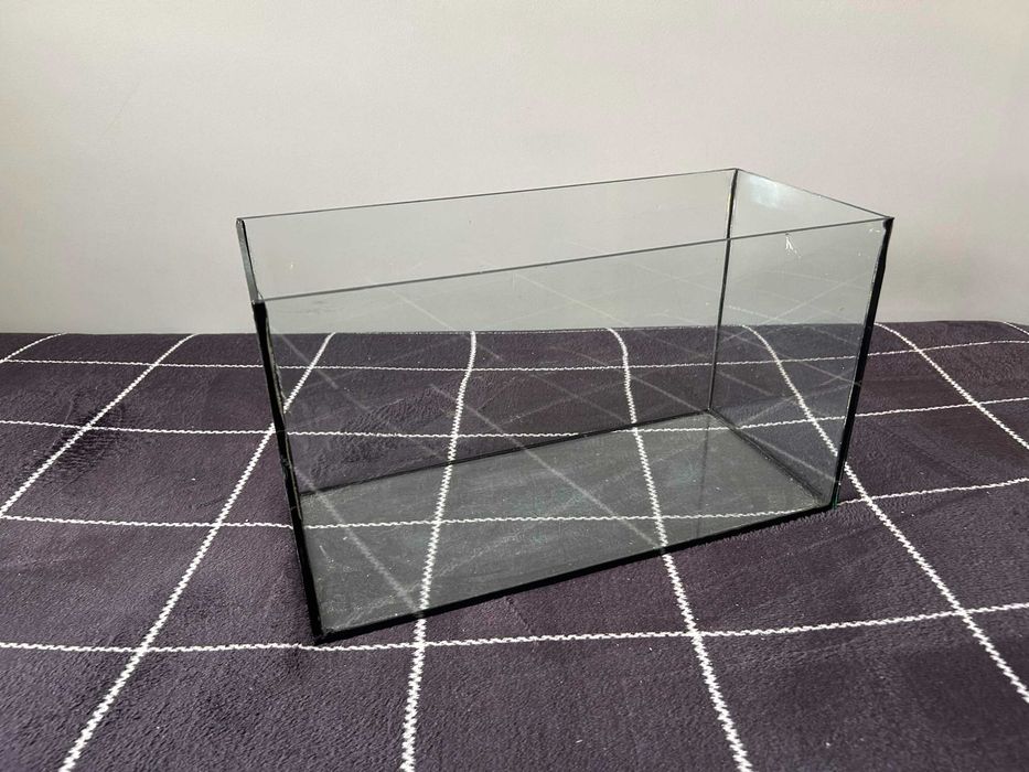 Akwarium dla ryb / terrarium 26x45x20 Szczelne