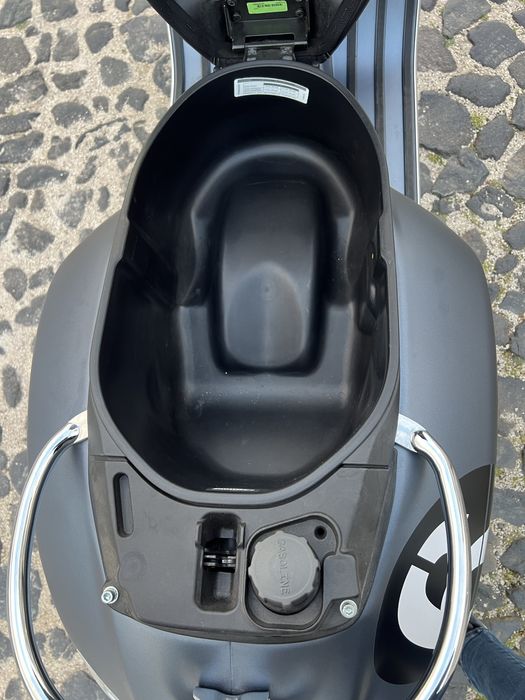 Vespa Sei Giorni, 300, 2a Fase + TOP CASE