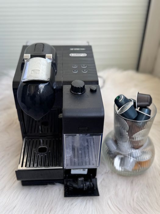 Ekspres do kawy Delonghi Nespresso na kapsułki