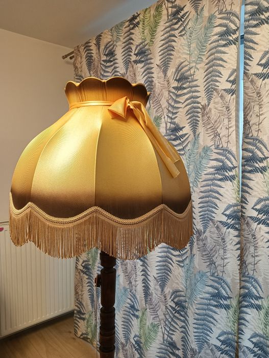 Lampa stojąca PRL z abażurem