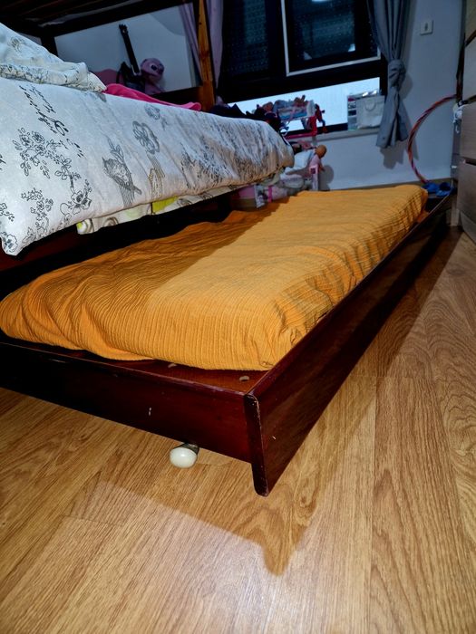 Cama de solteiro gaveta