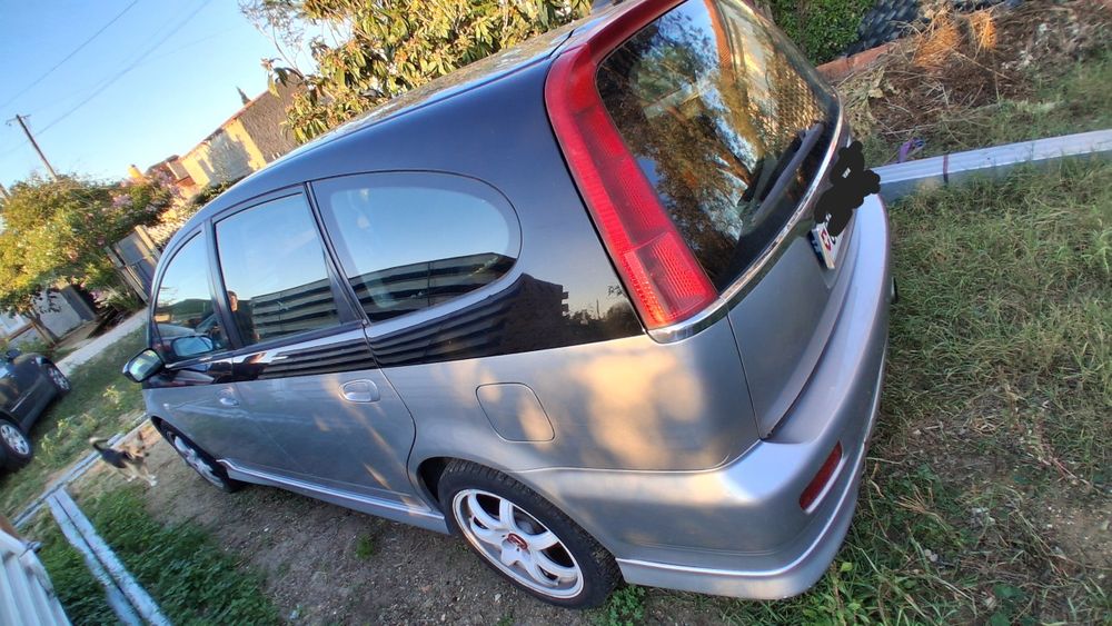 Honda stream 2.0 DOHC  i-vtec (rn3) — photo 5
