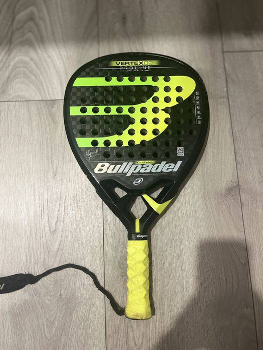 Raquetes de padel baratas – para reparar/treino