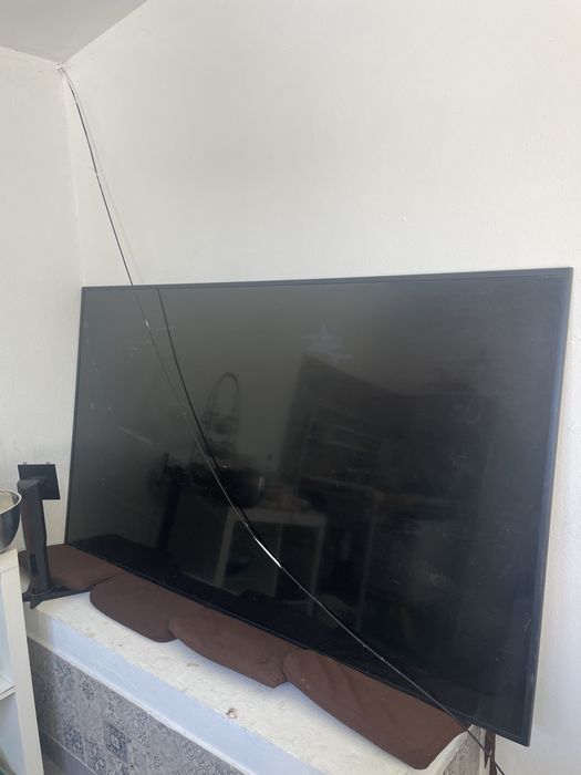 TV Samsung 75 p peças