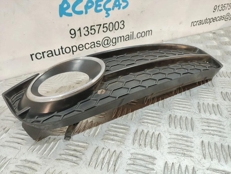 Grelha direita para-choques frontal original Audi A5 8T