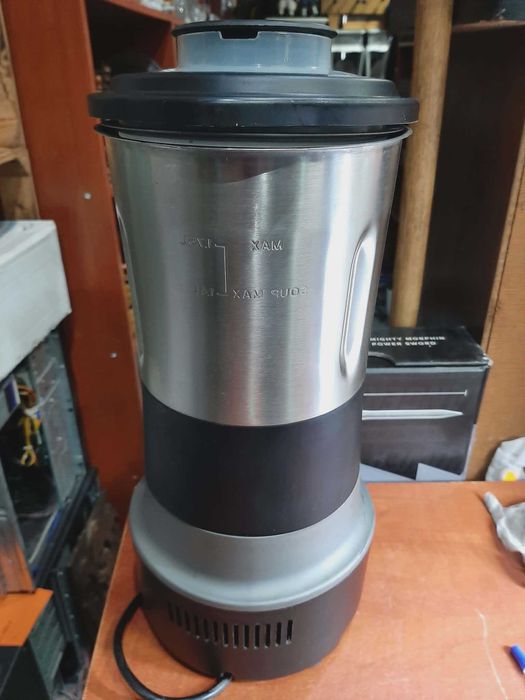 Zupowar RUSSELL HOBBS 21480 1,75l 800W srebrny