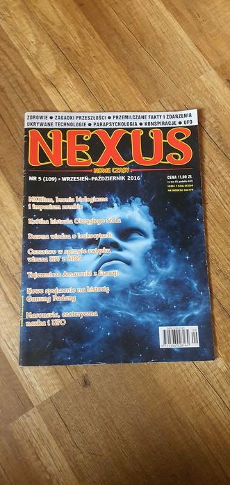 Zestaw pięciu magazynów "Nexus" lata 2014 i 2016