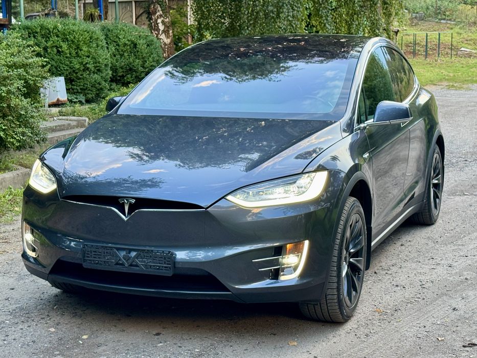 Tesla Model X Long Range Dual Motor 100кВт
