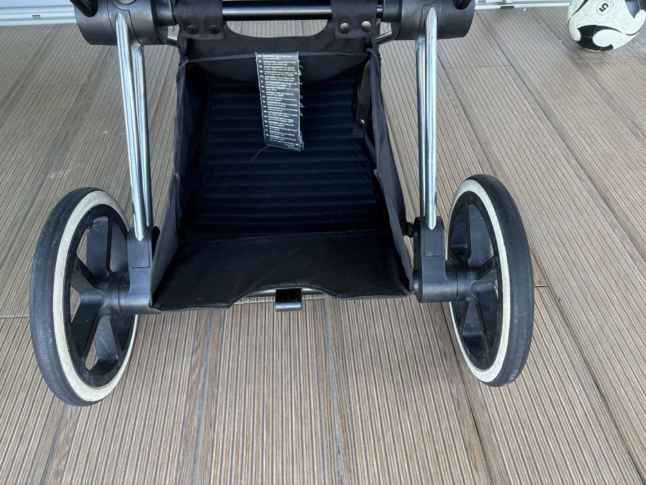 Carrinho Cybex Priam Platinum – Cor Grey/Beige