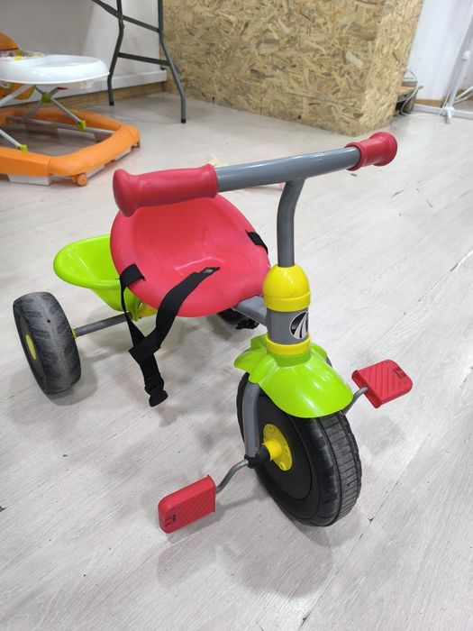 Triciclo de crianca