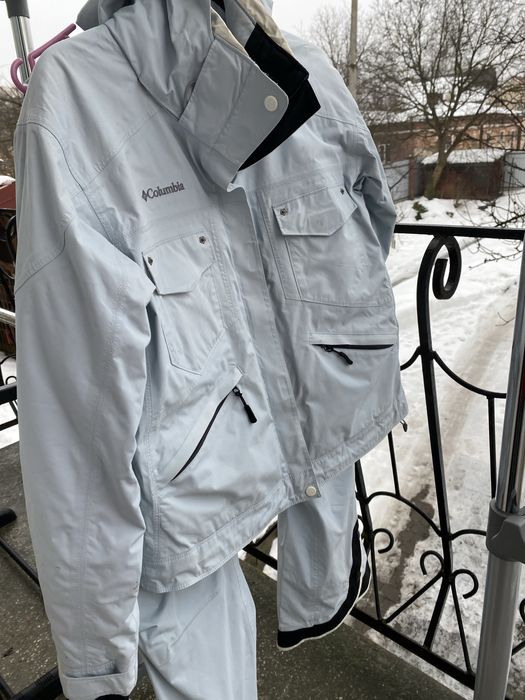 Лижний костюм Columbia  , розмір  М, з шапкою в комплекті.