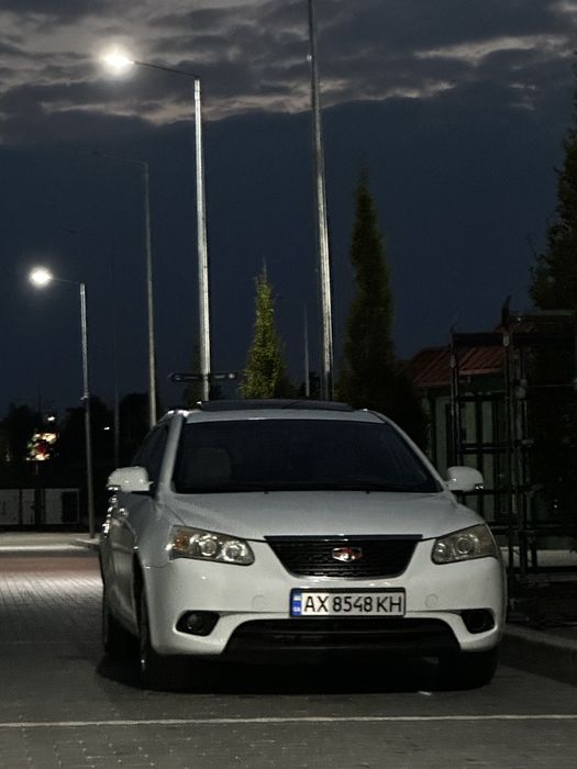 авто Geely Emgrand 7