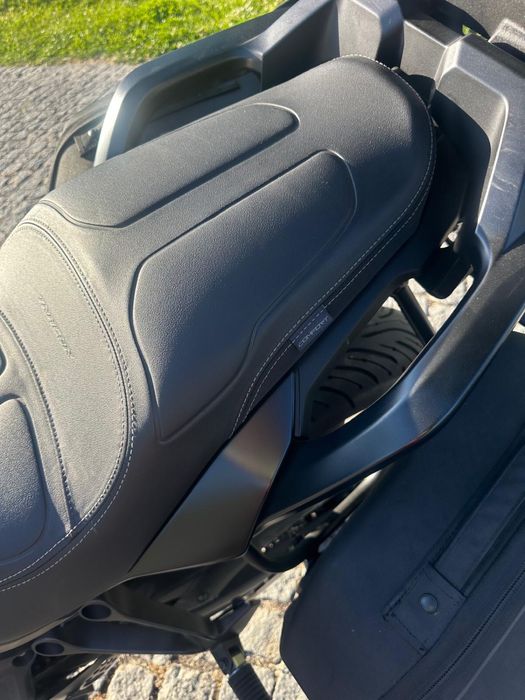 Tracer 700 com muitos extras