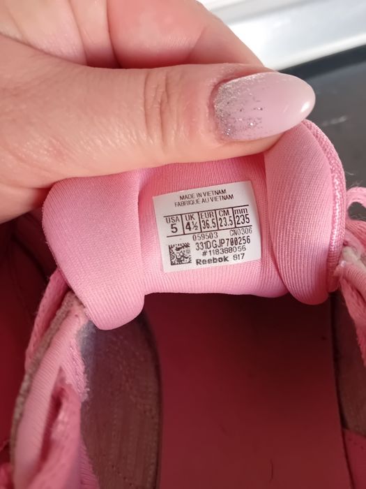 Buty damskie Reebok.